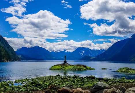 38236177_259476654873806_5529783634984173568_n